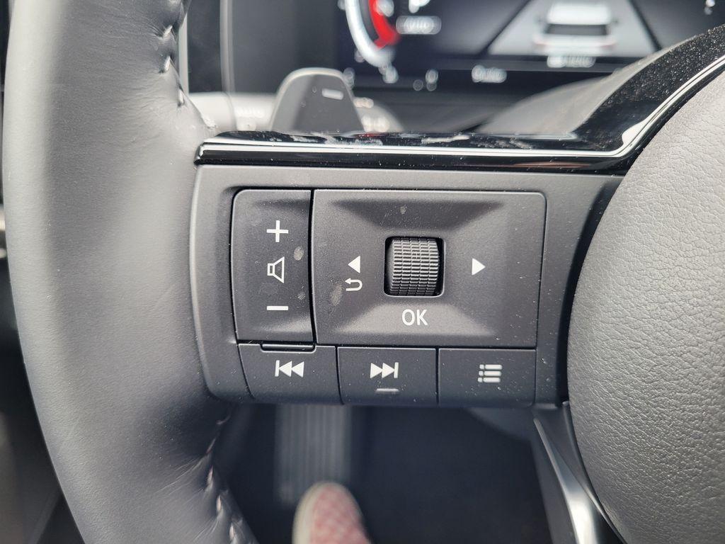 new 2025 Nissan Pathfinder car, priced at $46,022