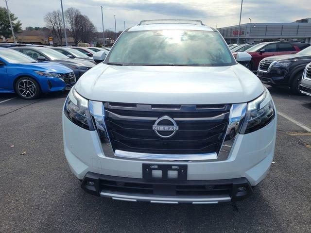 new 2025 Nissan Pathfinder car, priced at $47,885