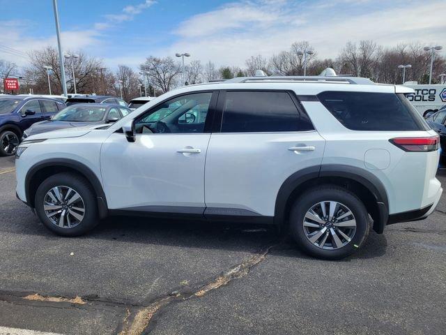 new 2025 Nissan Pathfinder car, priced at $47,885