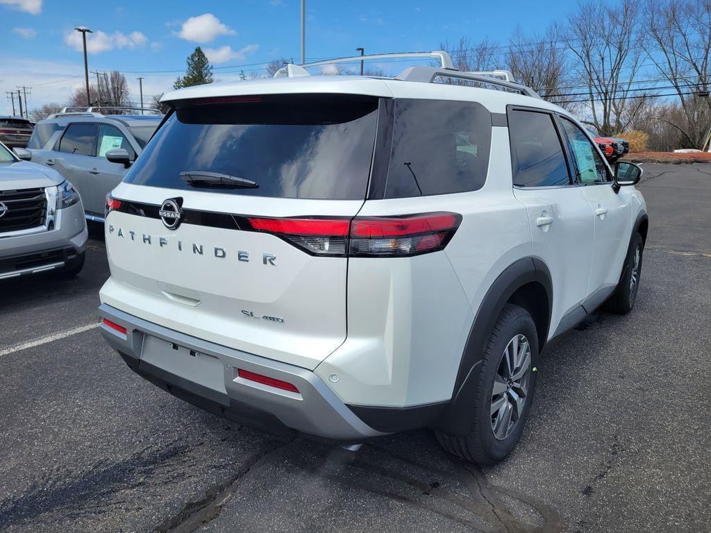 new 2025 Nissan Pathfinder car, priced at $45,385