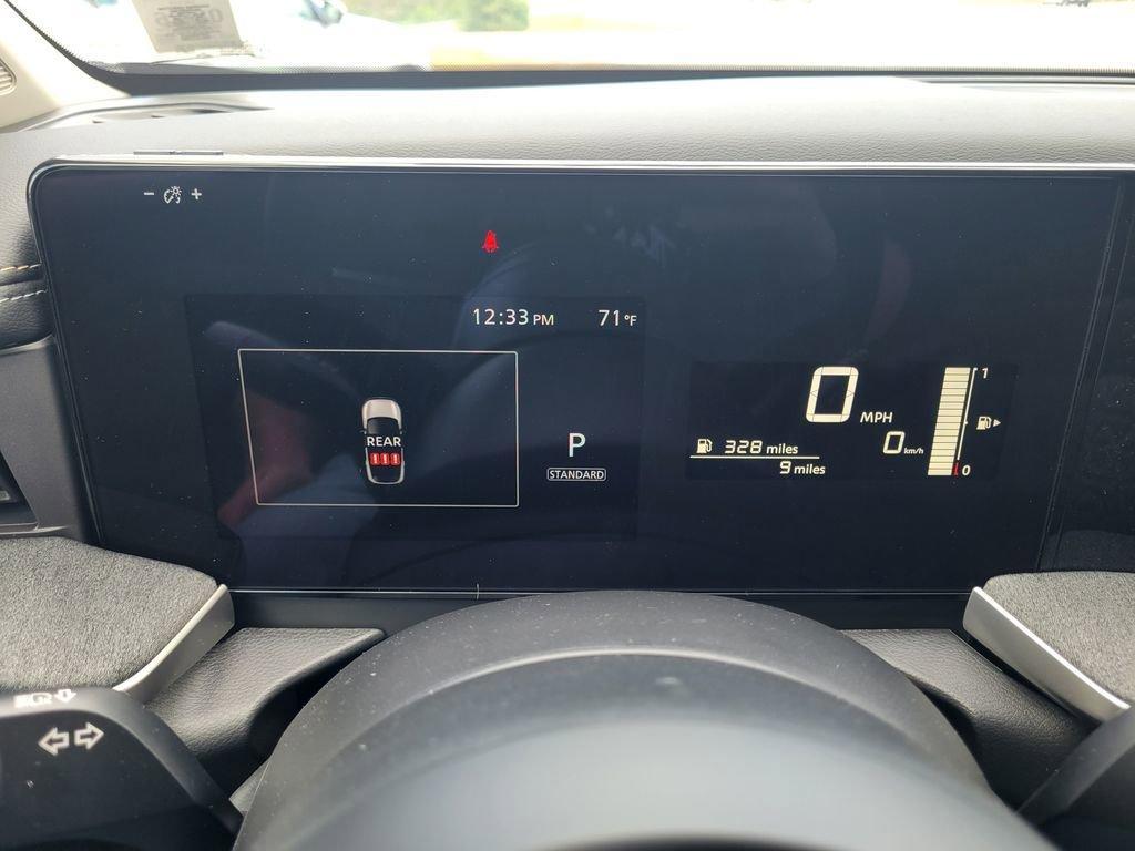 new 2025 Nissan Kicks car, priced at $28,050