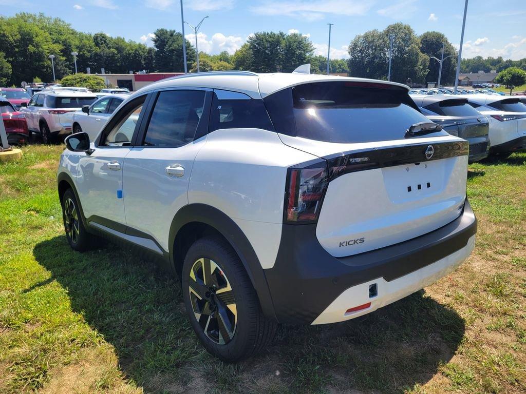 new 2025 Nissan Kicks car, priced at $28,050