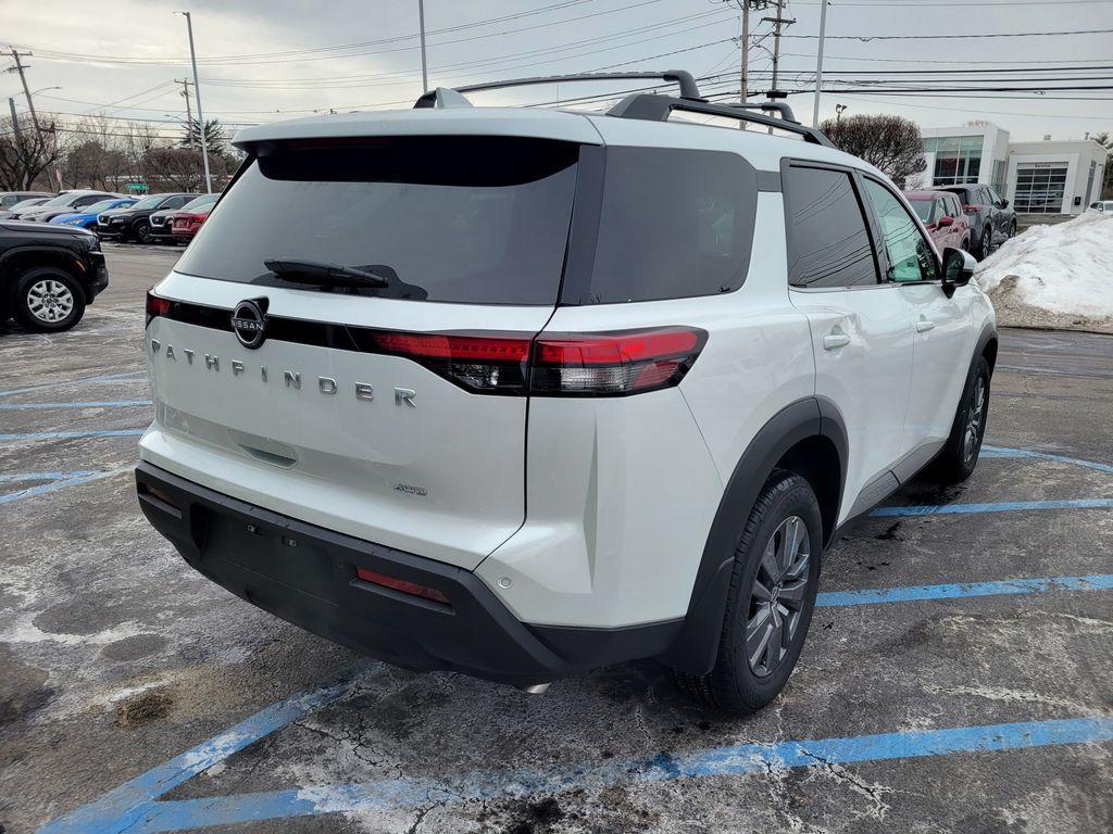 new 2025 Nissan Pathfinder car, priced at $41,772