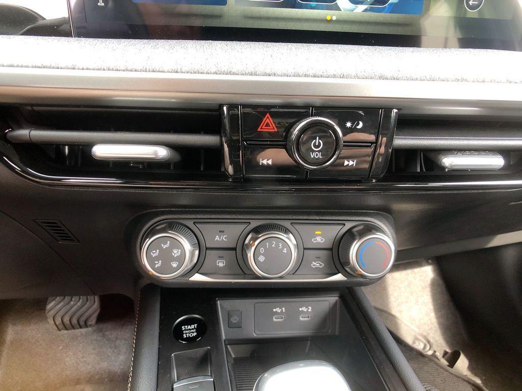 new 2025 Nissan Kicks car, priced at $27,180