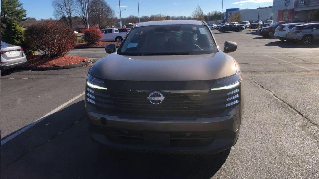 new 2025 Nissan Kicks car, priced at $27,180