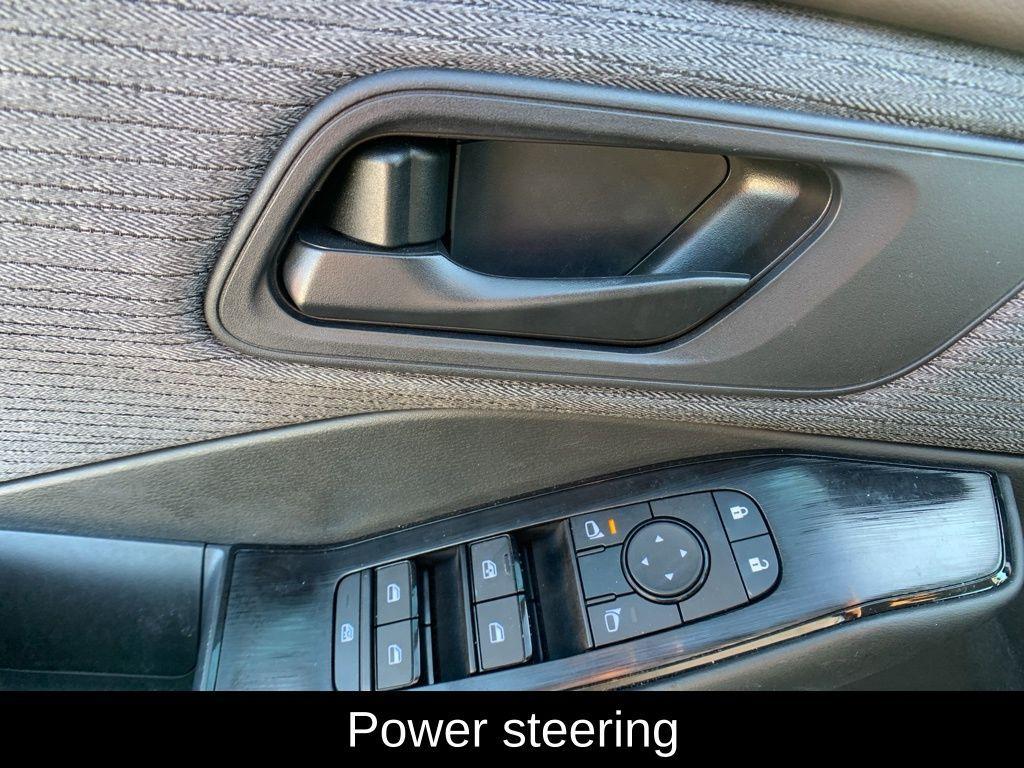 used 2023 Nissan Rogue car, priced at $22,632