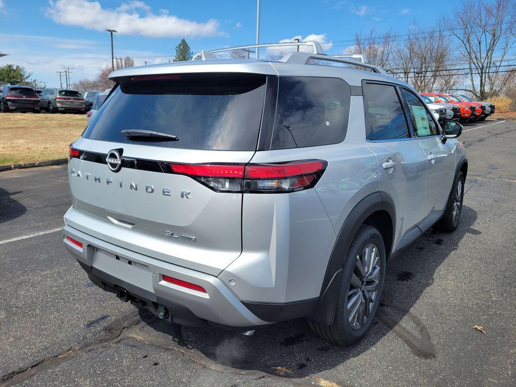 new 2025 Nissan Pathfinder car, priced at $46,599
