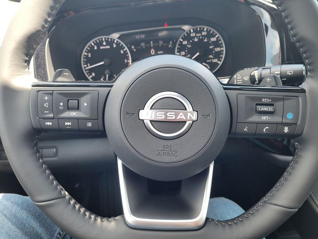 new 2025 Nissan Pathfinder car, priced at $47,925