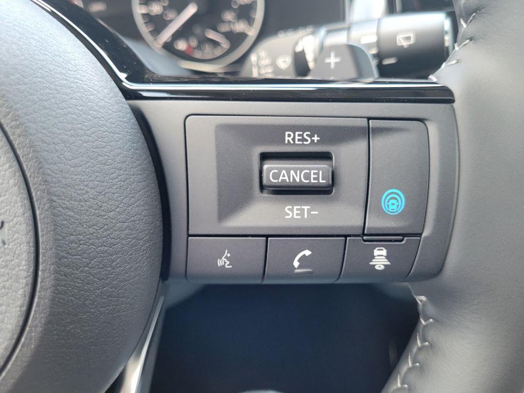 new 2025 Nissan Pathfinder car, priced at $47,925