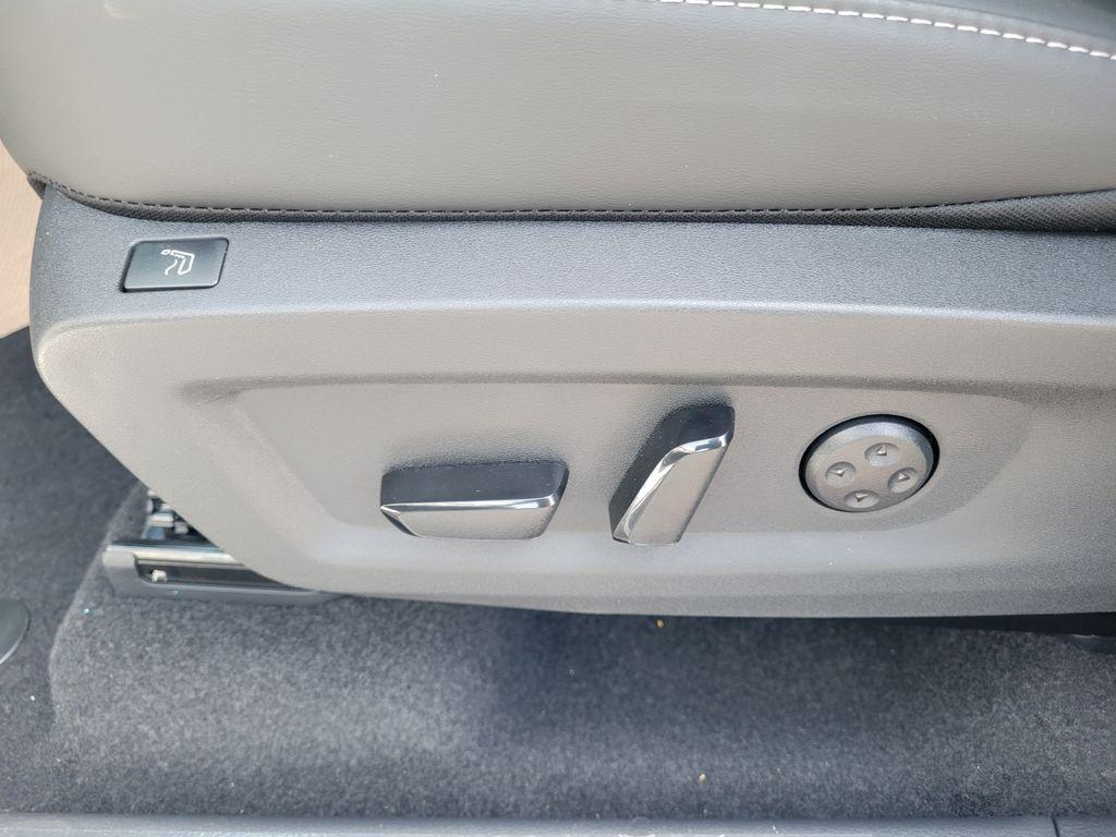 new 2025 Nissan Murano car, priced at $52,930