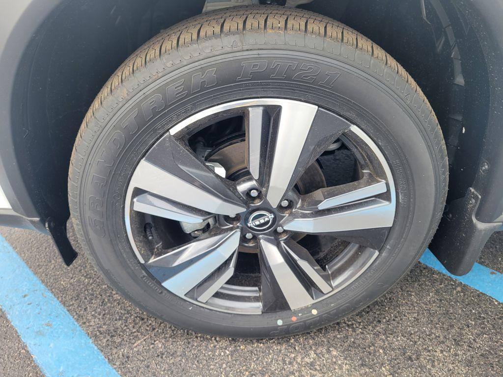 new 2025 Nissan Rogue car, priced at $38,614
