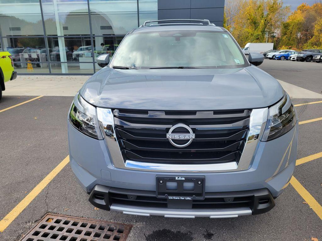 new 2025 Nissan Pathfinder car, priced at $46,109