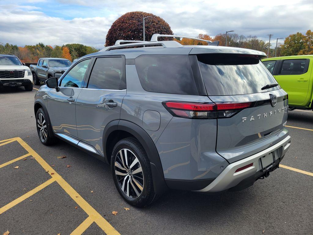 new 2025 Nissan Pathfinder car, priced at $46,109