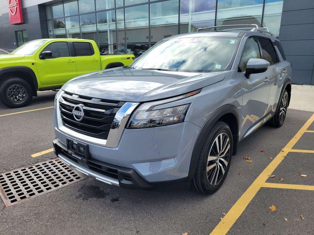 new 2025 Nissan Pathfinder car, priced at $46,109