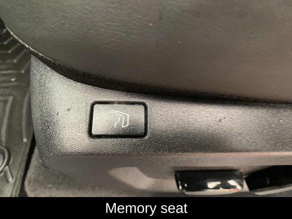 used 2025 Nissan Murano car, priced at $40,999