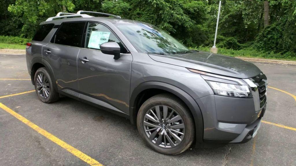 new 2025 Nissan Pathfinder car, priced at $49,555