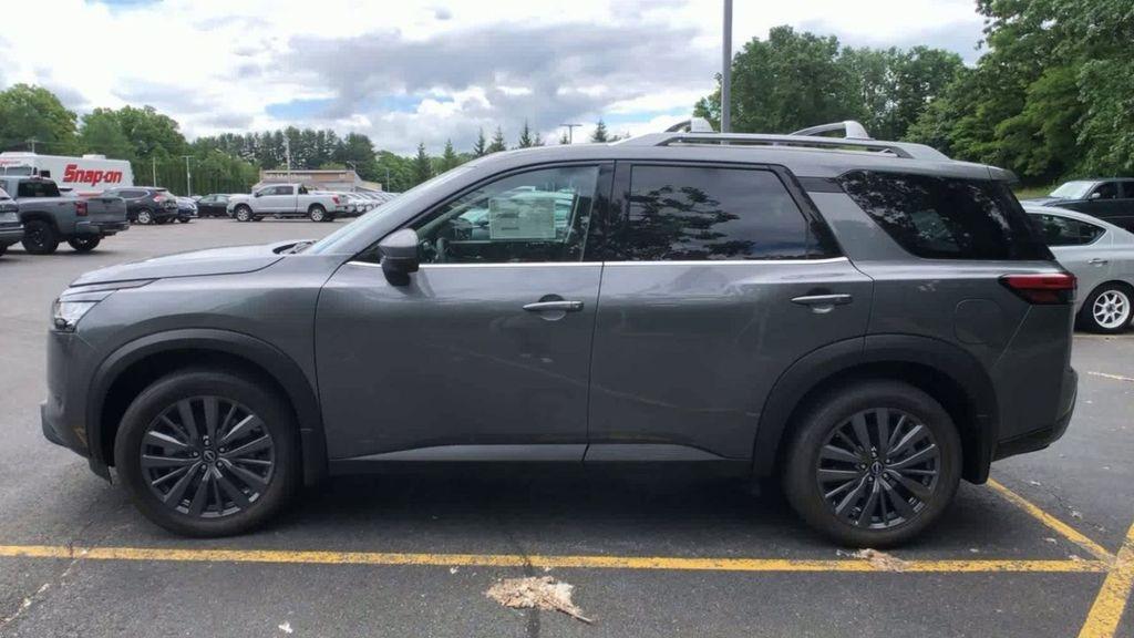 new 2025 Nissan Pathfinder car, priced at $49,555