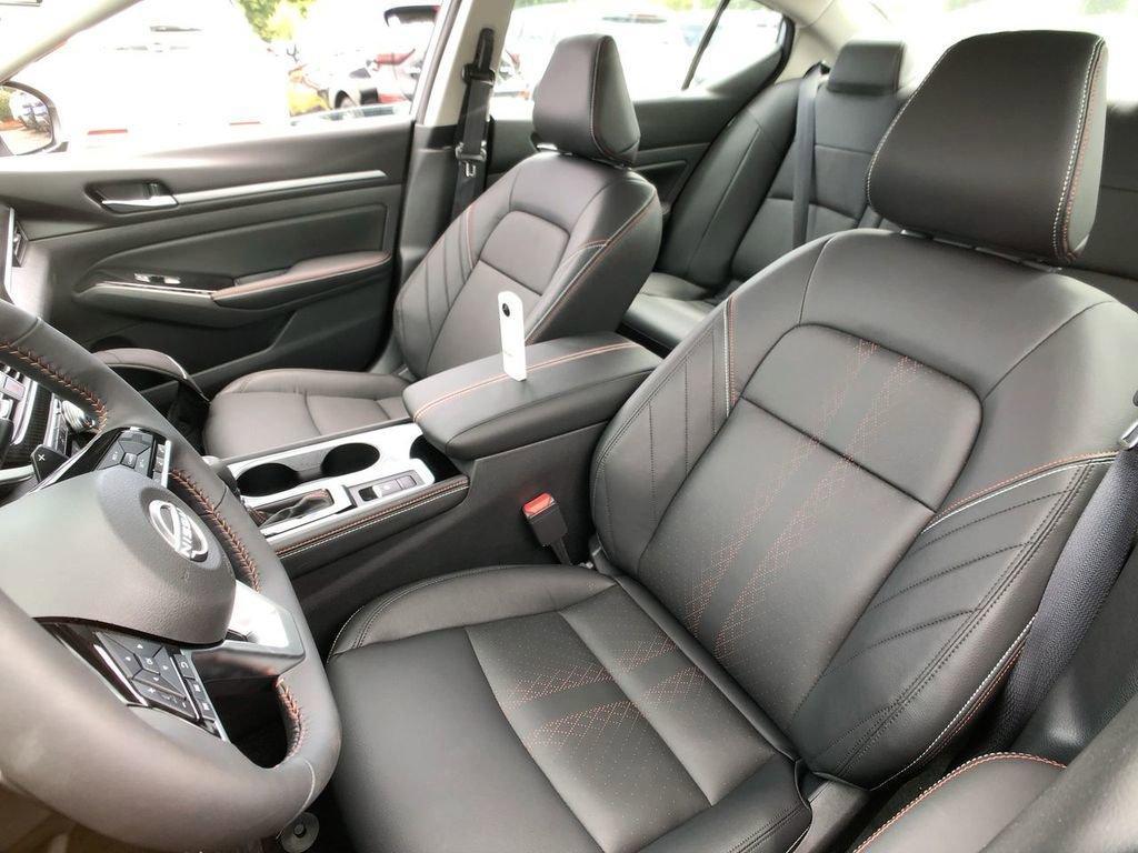 new 2025 Nissan Altima car