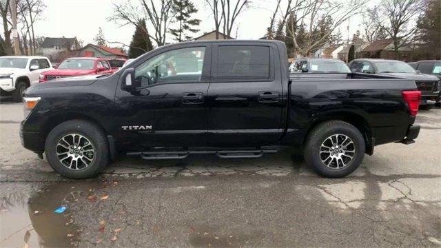 new 2024 Nissan Titan car, priced at $54,093