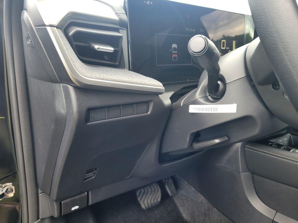 new 2025 Nissan Kicks car, priced at $27,399