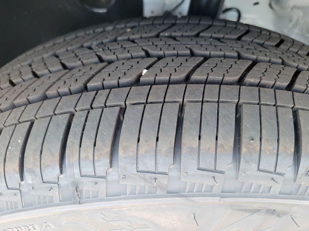 new 2025 Nissan Kicks car, priced at $27,399