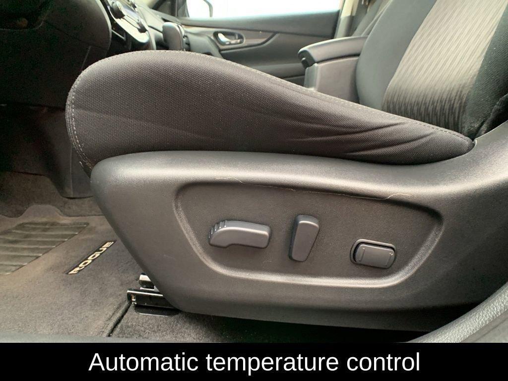 used 2019 Nissan Rogue car, priced at $15,799