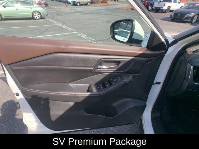 used 2022 Nissan Rogue car, priced at $22,900