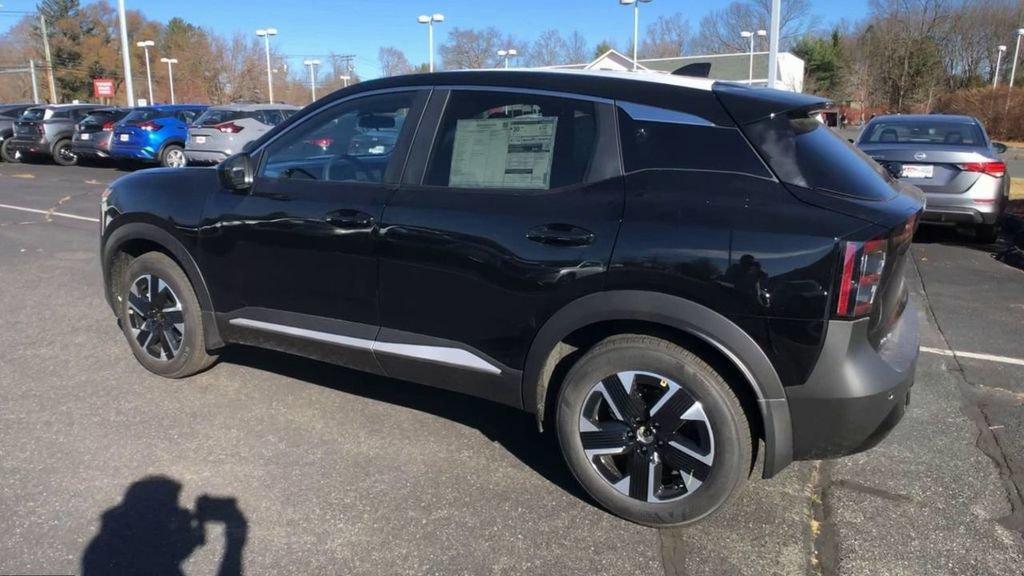 new 2025 Nissan Kicks car, priced at $27,180