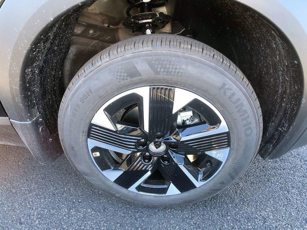 new 2025 Nissan Kicks car, priced at $27,180