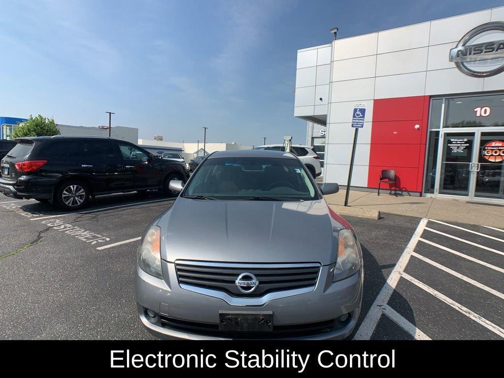 used 2009 Nissan Altima Hybrid car, priced at $7,499