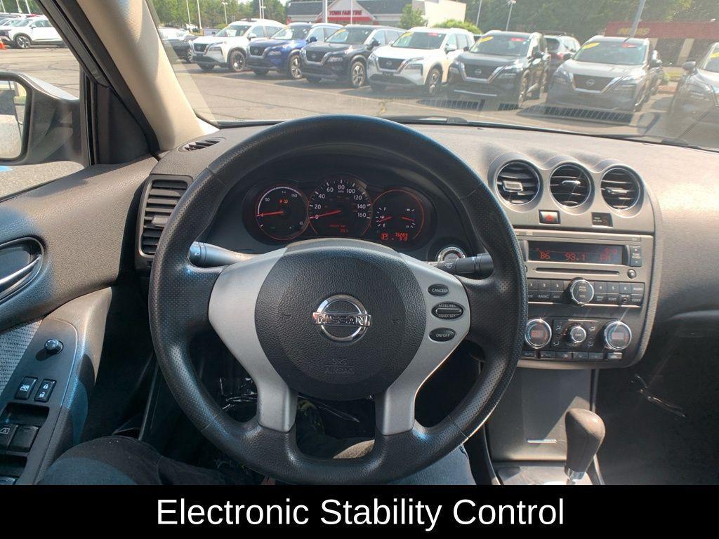 used 2009 Nissan Altima Hybrid car, priced at $7,499