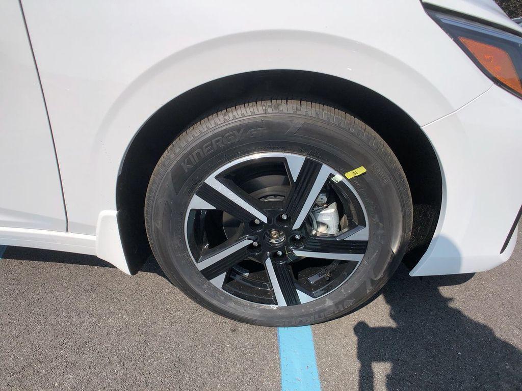 new 2025 Nissan Sentra car, priced at $24,335