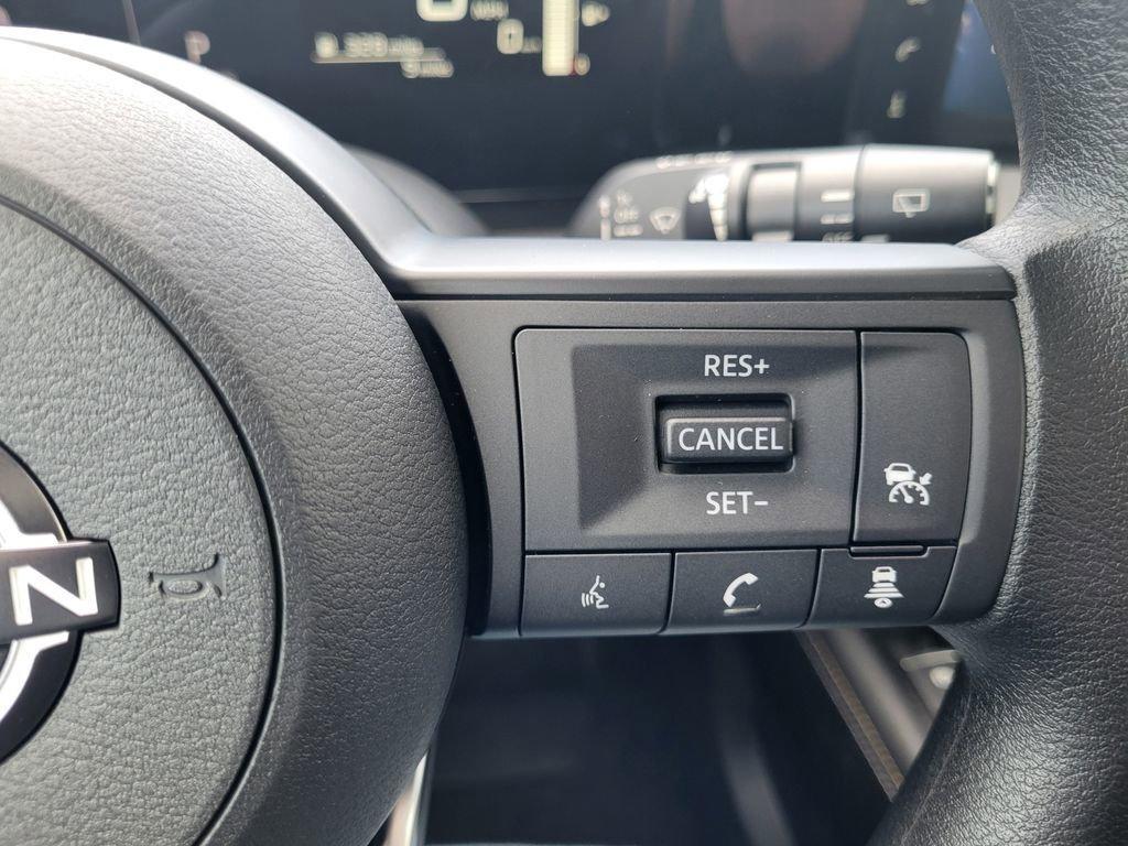 new 2025 Nissan Kicks car, priced at $28,230