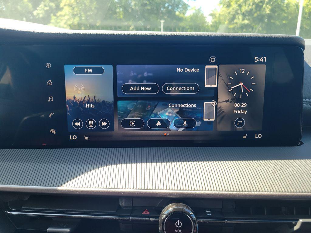 new 2025 Nissan Murano car, priced at $37,295