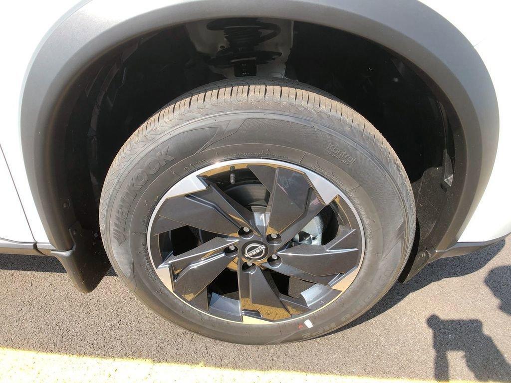 new 2025 Nissan Rogue car, priced at $32,432