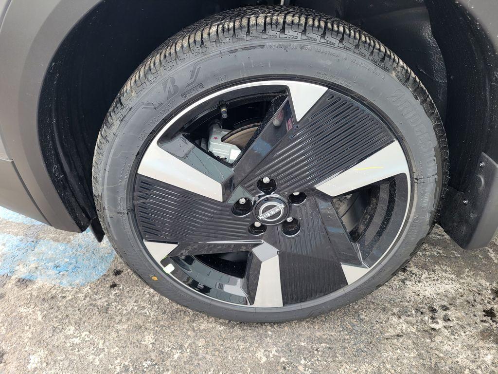 new 2025 Nissan Kicks car
