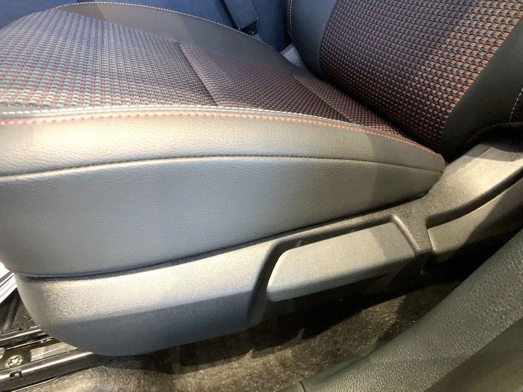 new 2025 Nissan Kicks car