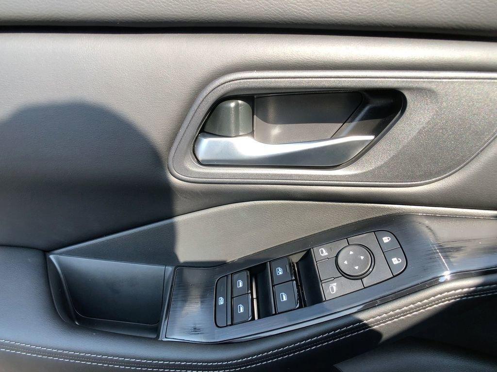 new 2025 Nissan Rogue car, priced at $33,835