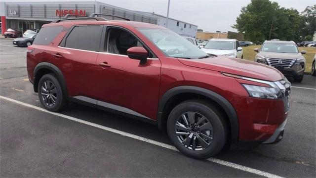 new 2024 Nissan Pathfinder car, priced at $40,114