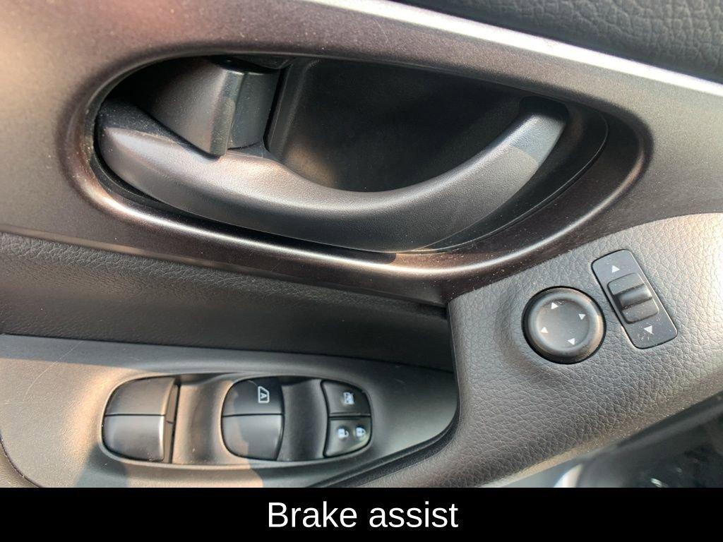 used 2019 Nissan Rogue Sport car, priced at $14,999