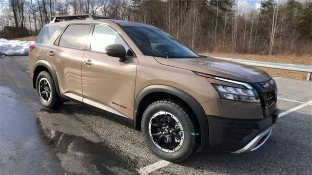 new 2024 Nissan Pathfinder car, priced at $42,723