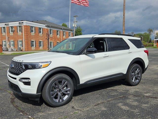 new 2024 Ford Explorer car, priced at $48,640