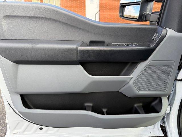 new 2025 Ford F-250 car, priced at $68,295