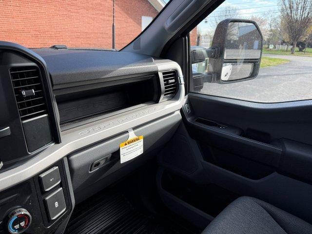 new 2025 Ford F-250 car, priced at $68,295