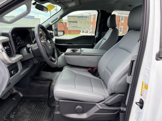 new 2025 Ford F-250 car, priced at $54,920