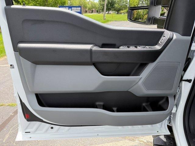 new 2025 Ford F-250 car, priced at $54,920