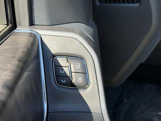new 2025 Ford F-250 car, priced at $80,500