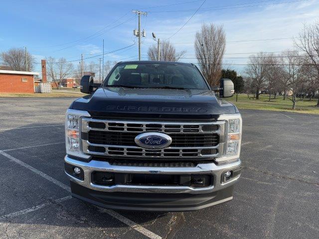 new 2025 Ford F-250 car, priced at $61,630