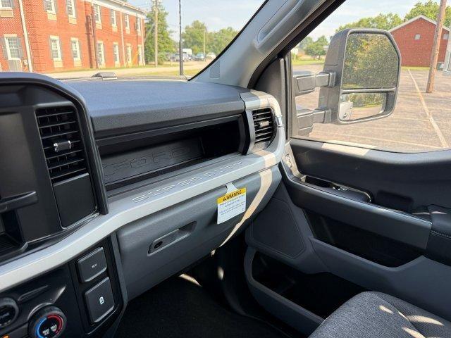 new 2025 Ford F-250 car, priced at $70,605