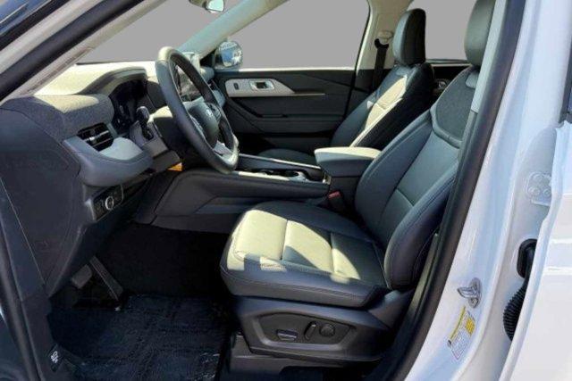 new 2025 Ford Explorer car, priced at $50,055